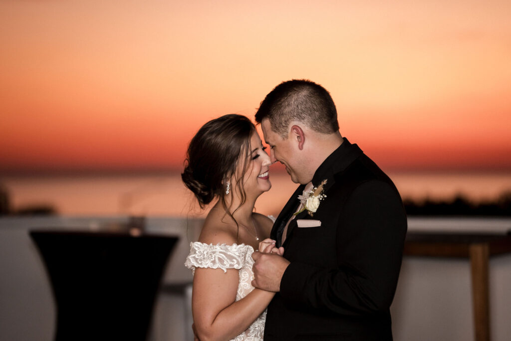 White House Hotel Wedding
Biloxi Wedding Photographers & Videographers  