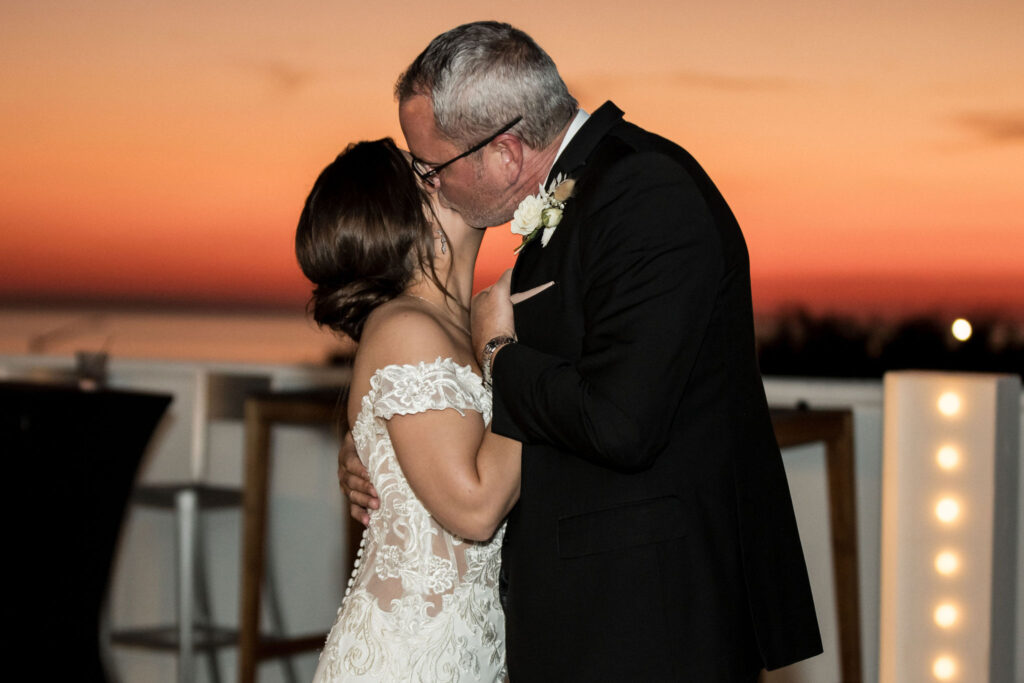 White House Hotel Wedding
Biloxi Wedding Photographers & Videographers  